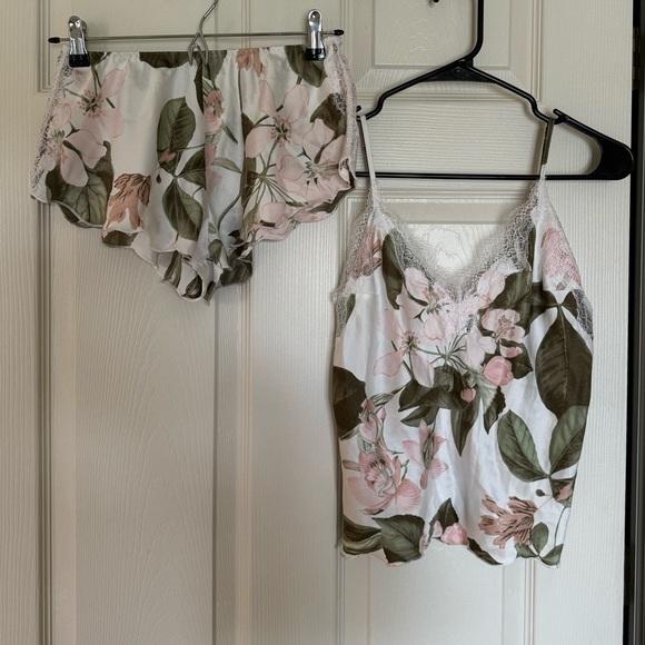 Victoria's Secret “Here Comes the Bride” Set - Picture 2 of 2